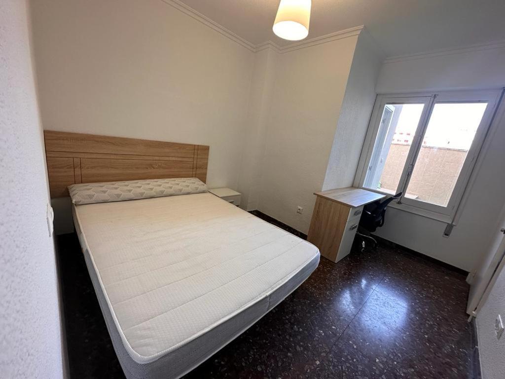 Piso 4 Dormitorios Centrico Con Gran Terraza 圣胡安·德·阿利坎特 外观 照片