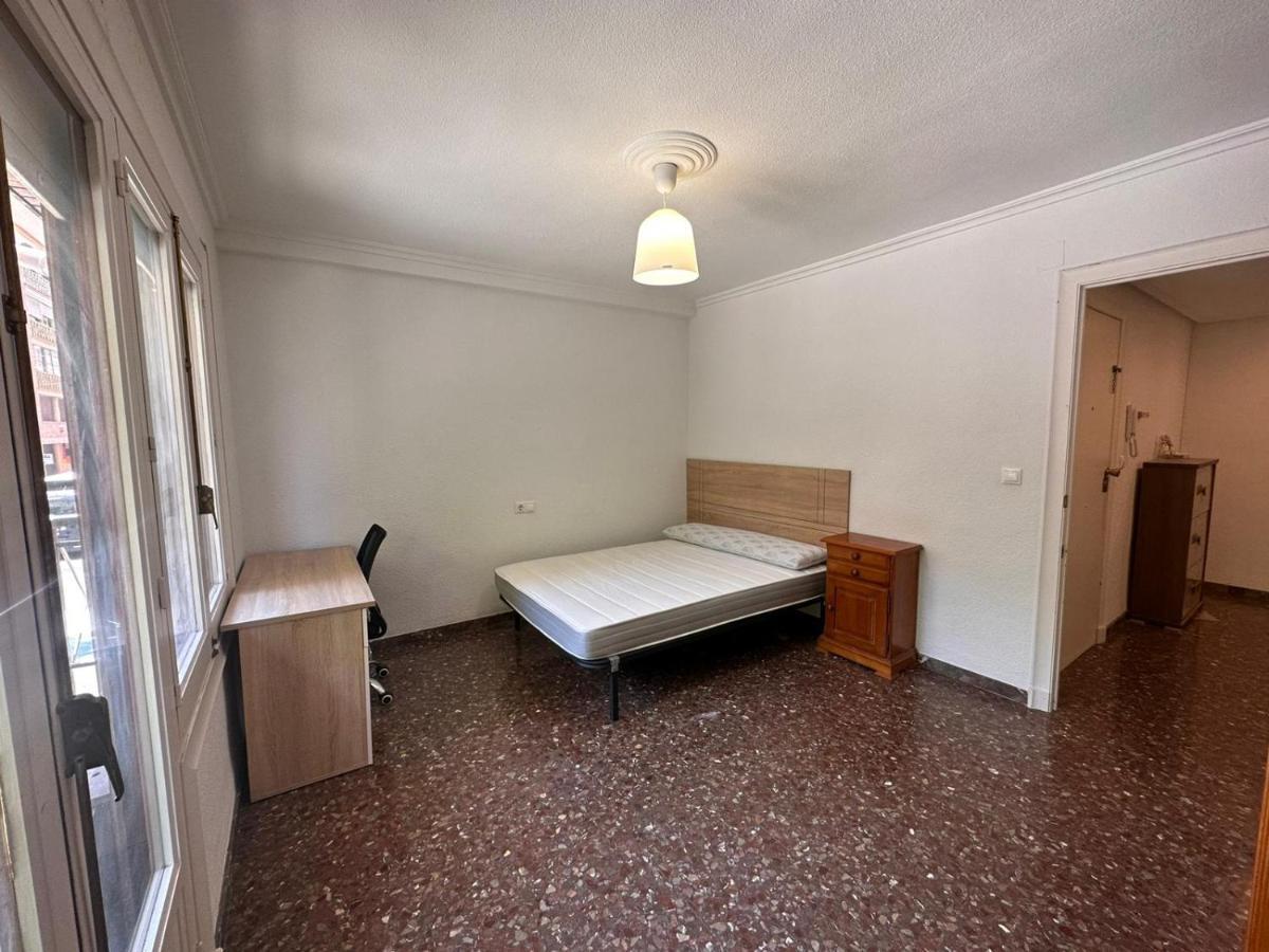 Piso 4 Dormitorios Centrico Con Gran Terraza 圣胡安·德·阿利坎特 外观 照片